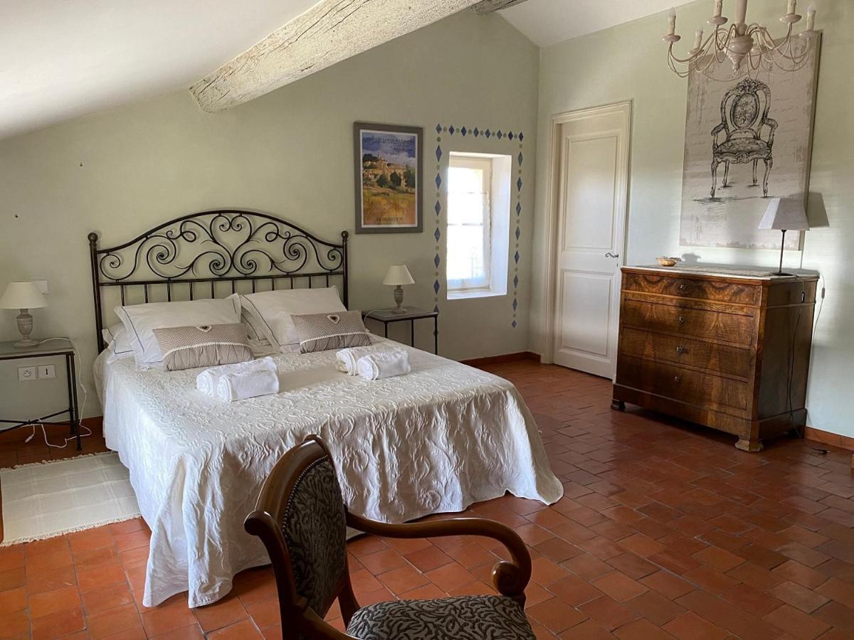 Bed and Breakfast Le Mas De La Marteliere Le Thor Exterior foto